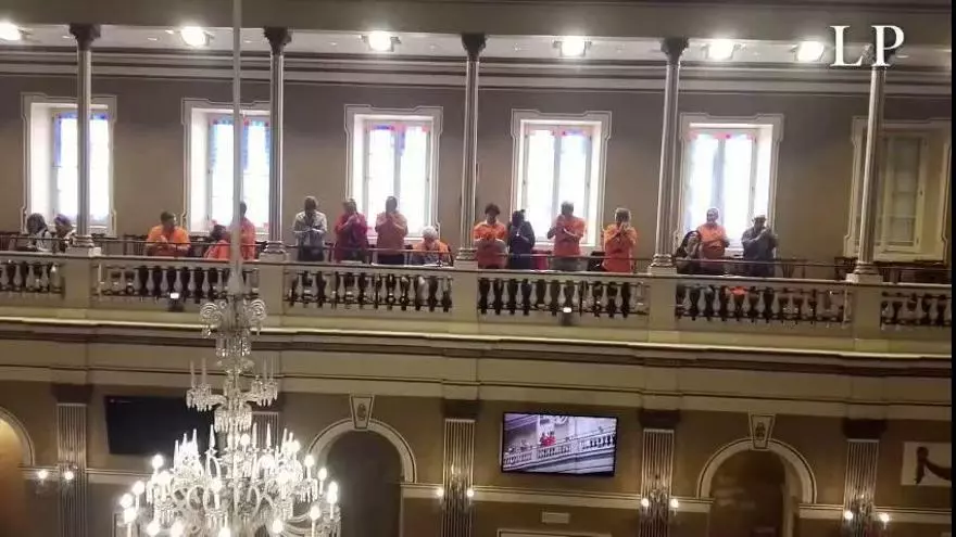 El Parlamento canario aprueba la primera ley específica sobre menores robados