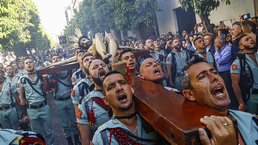 La Legión en el Vía Crucis de la Caridad