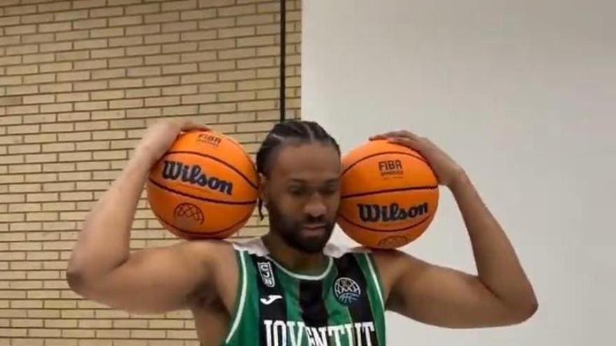 Jabari Ali Parker llega a la Penya y despierta la ilusión del público