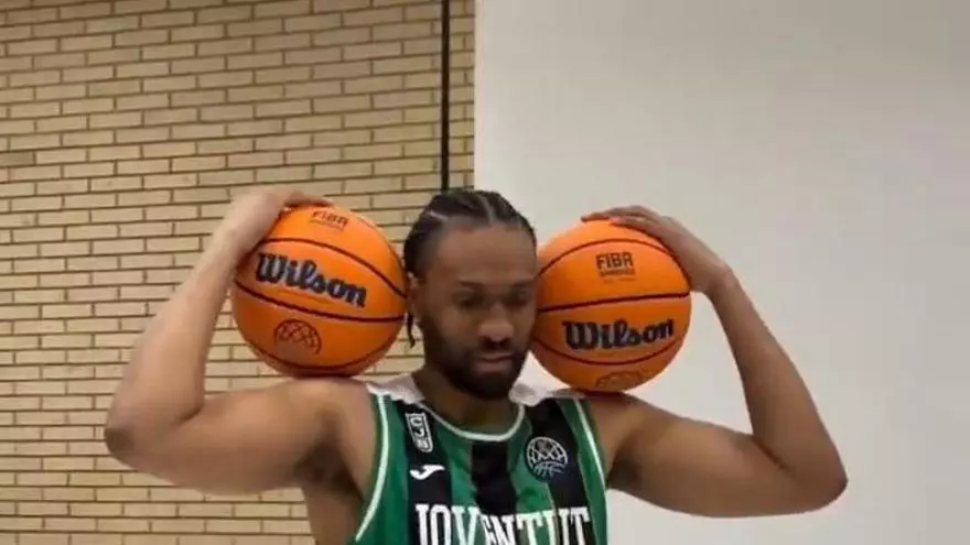 Jabari Ali Parker llega a la Penya y despierta la ilusión del público