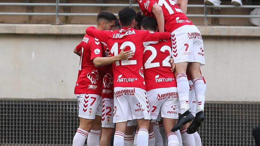 El Real Murcia supera su primera prueba de fiabilidad