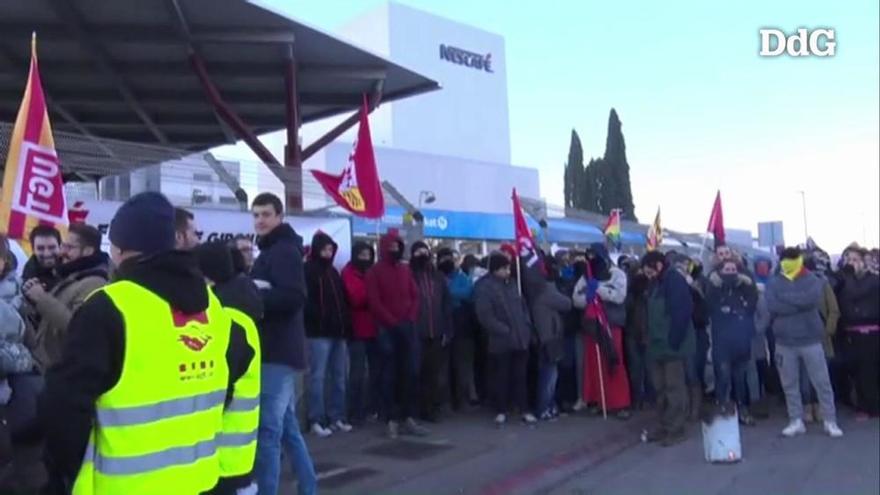 Gran seguiment de la vaga a la Nestlé de Girona