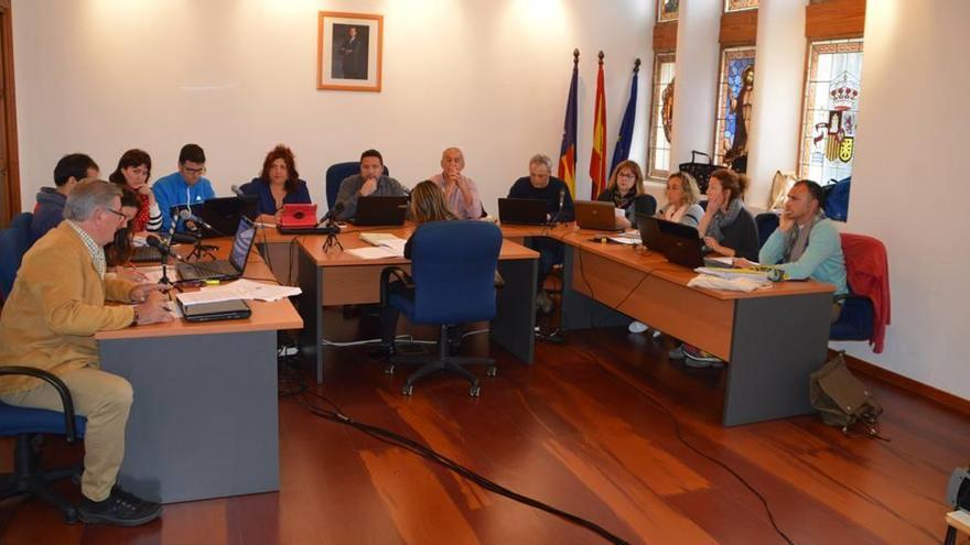 Imagen del pleno &#039;artanenc&#039; que tuvo lugar anteayer por la tarde.