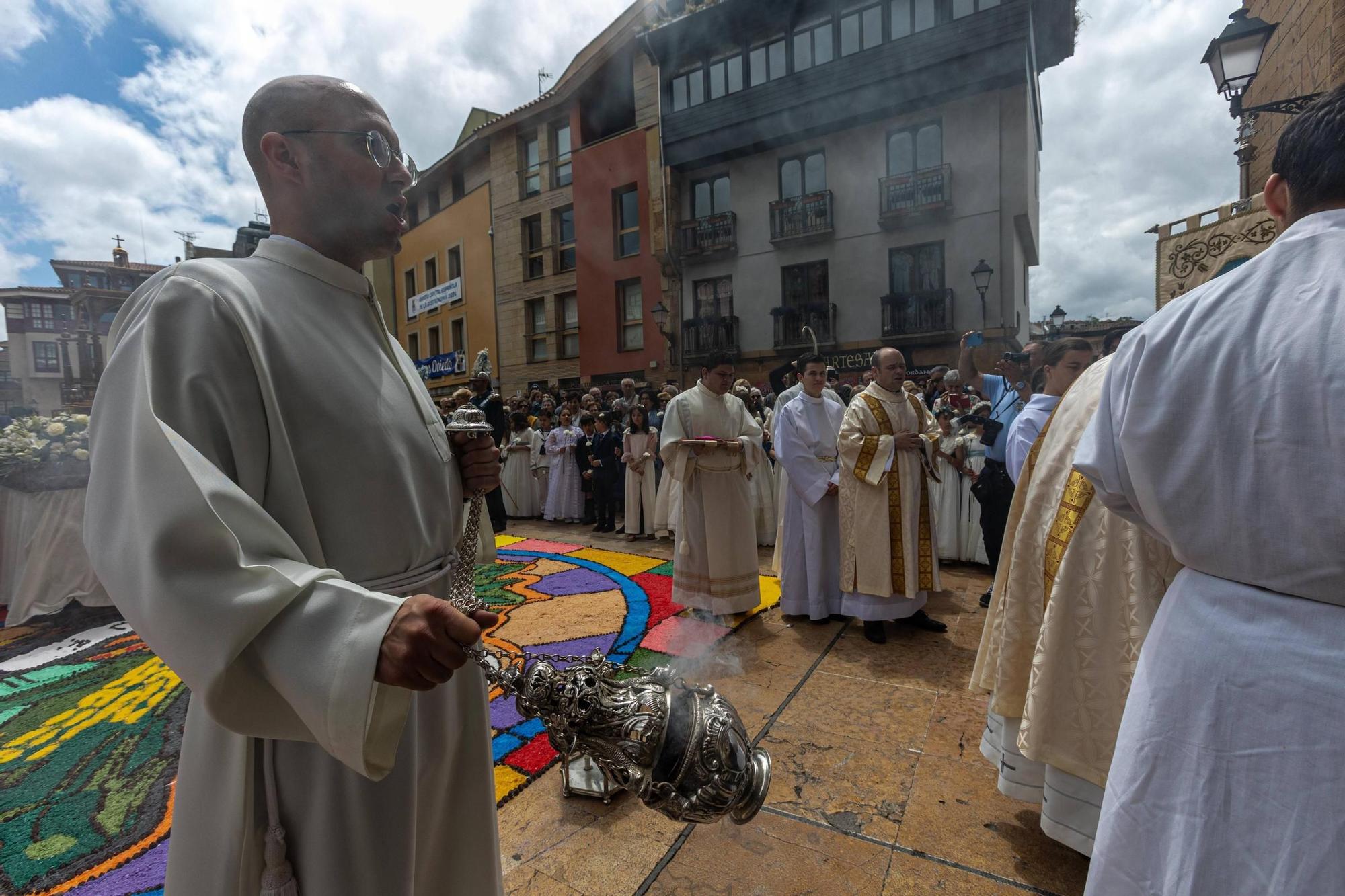 Celebración del Corpus en la Catedral de Oviedo