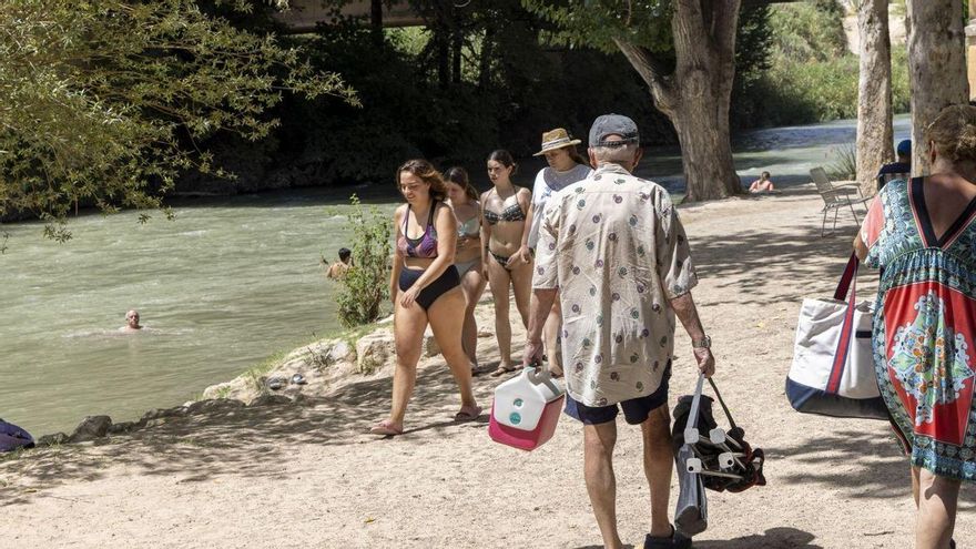 Una playa en plena sierra a la orilla del Segura
