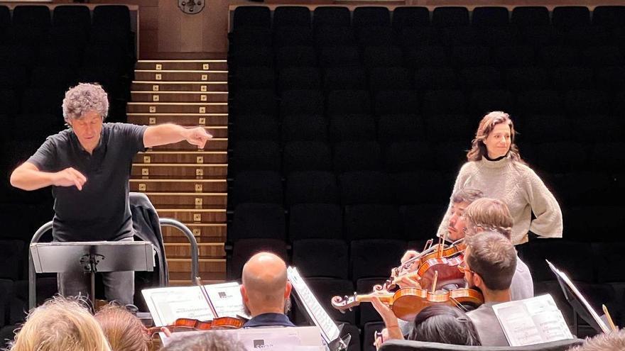 La Sinfónica celebra la Navidad con valses y polkas en el Palacio de la Ópera