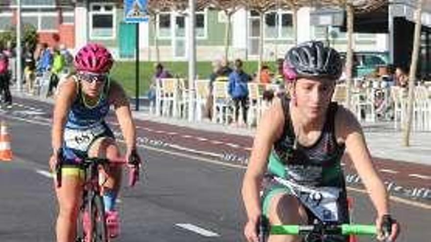 Participantes en la prueba ciclista.