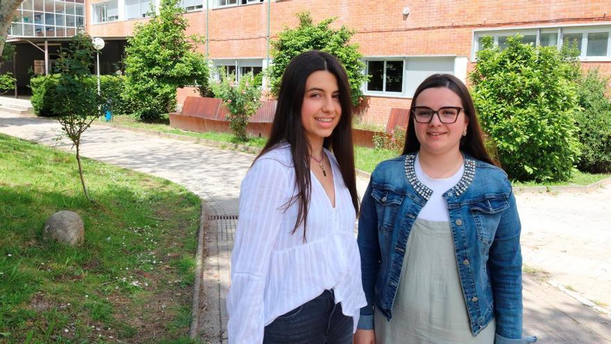 Uxía Vilariño Novio y Uxía Seoane Duro.