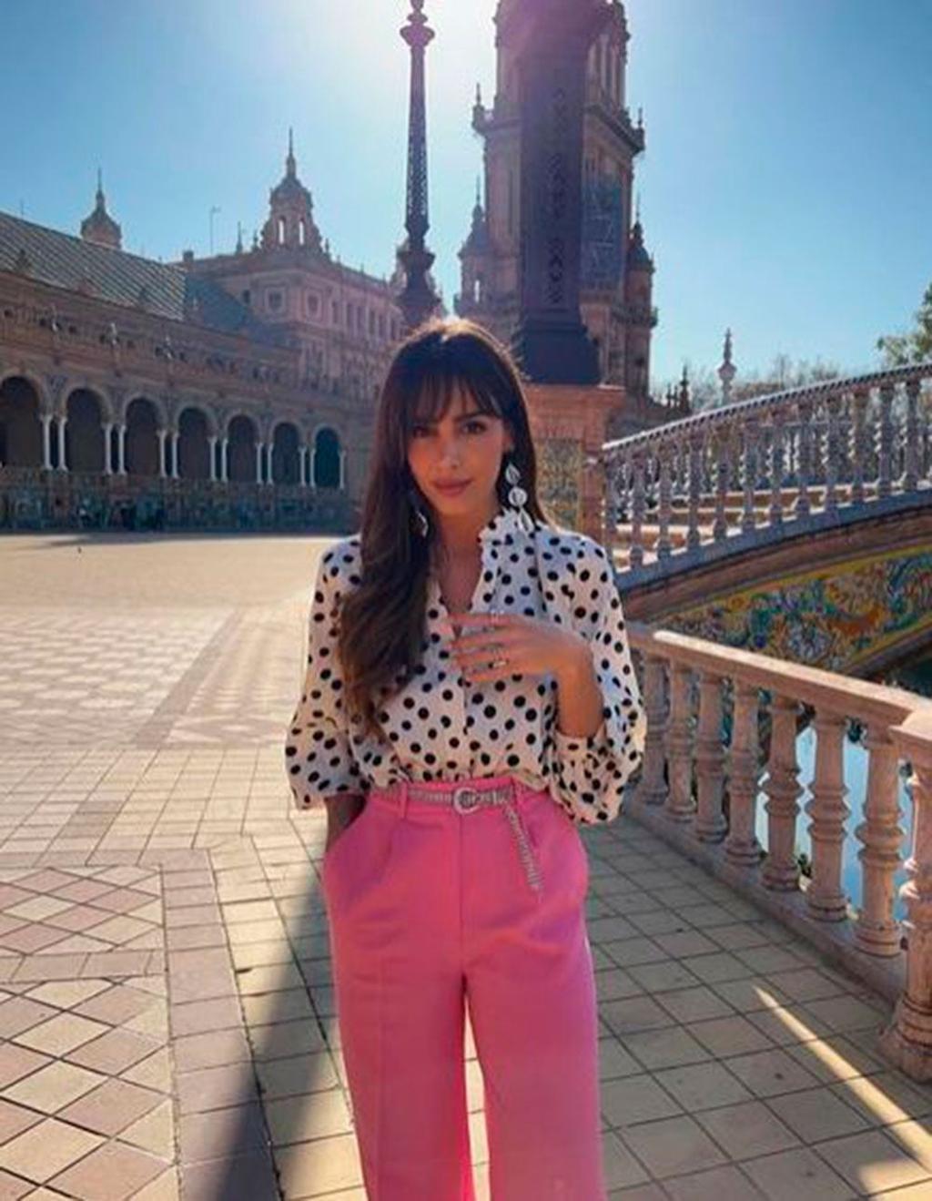 Rocío Osorno en la Plaza de España de Sevilla