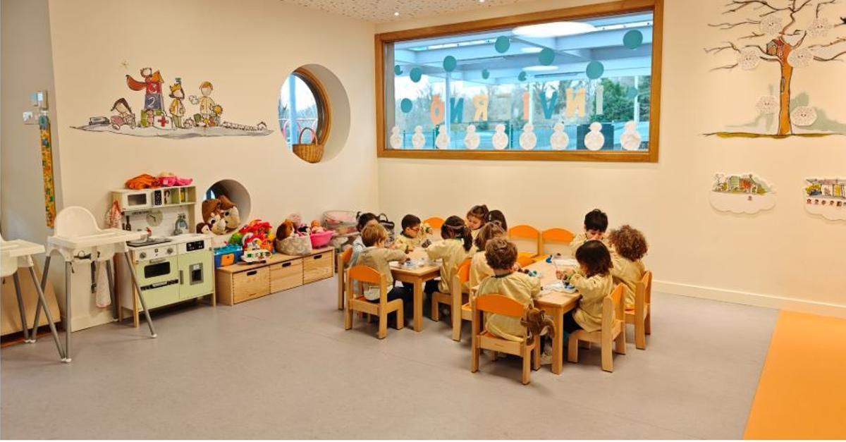 Un grupo de niños en un momento de la clase