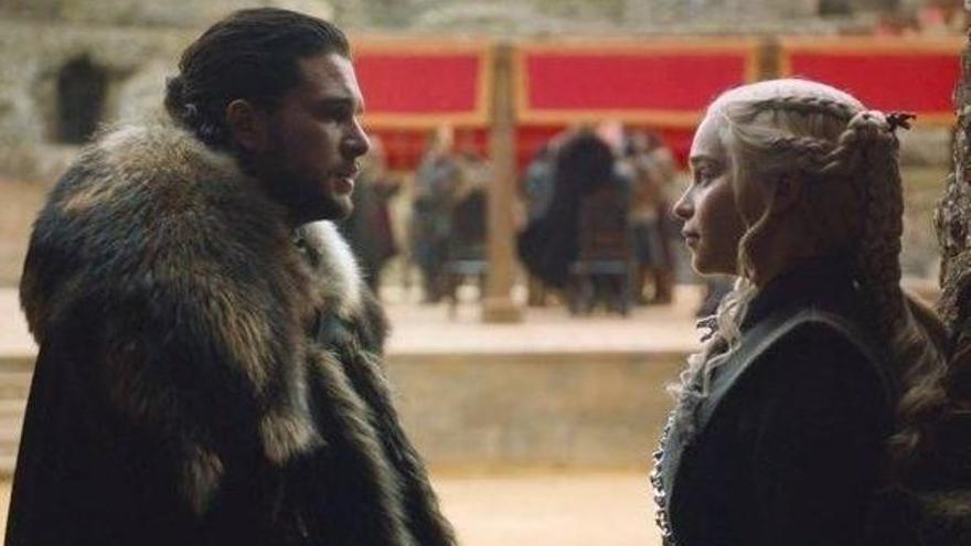 Jon Nieve y Daenerys Targaryen.