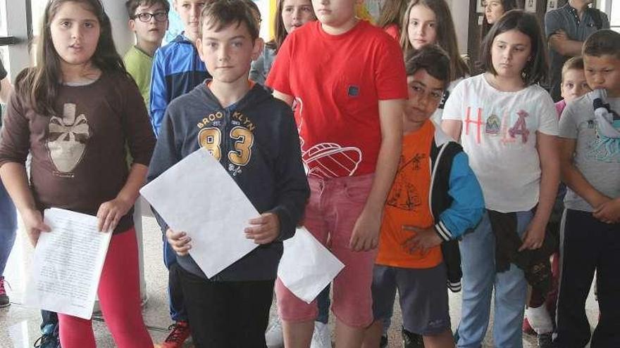 Alumnos del CEIP de Mende, en el Auditorio. // Iñaki Osorio