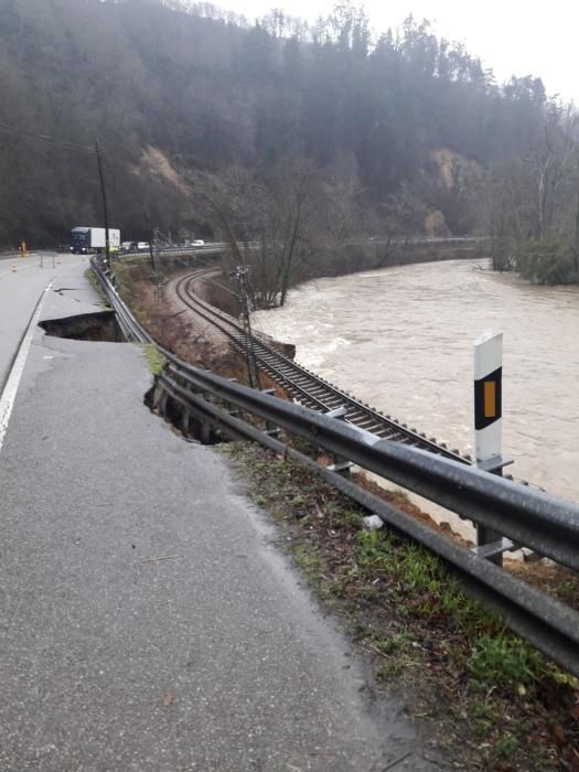 Temporal en Asturias: Segundo día de riadas y desperfectos en Asturias