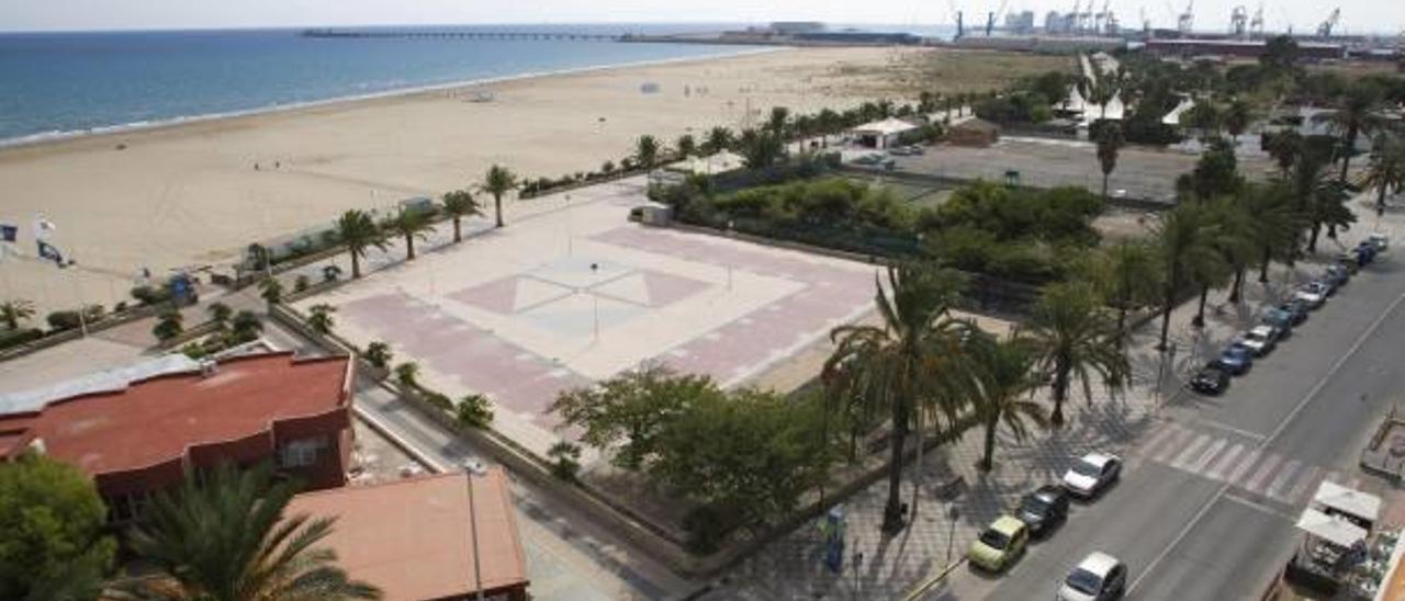 Una vista del paseo marítimo del Port de Sagunt.