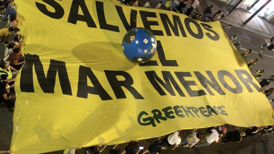 Pancarta de Greenpeace