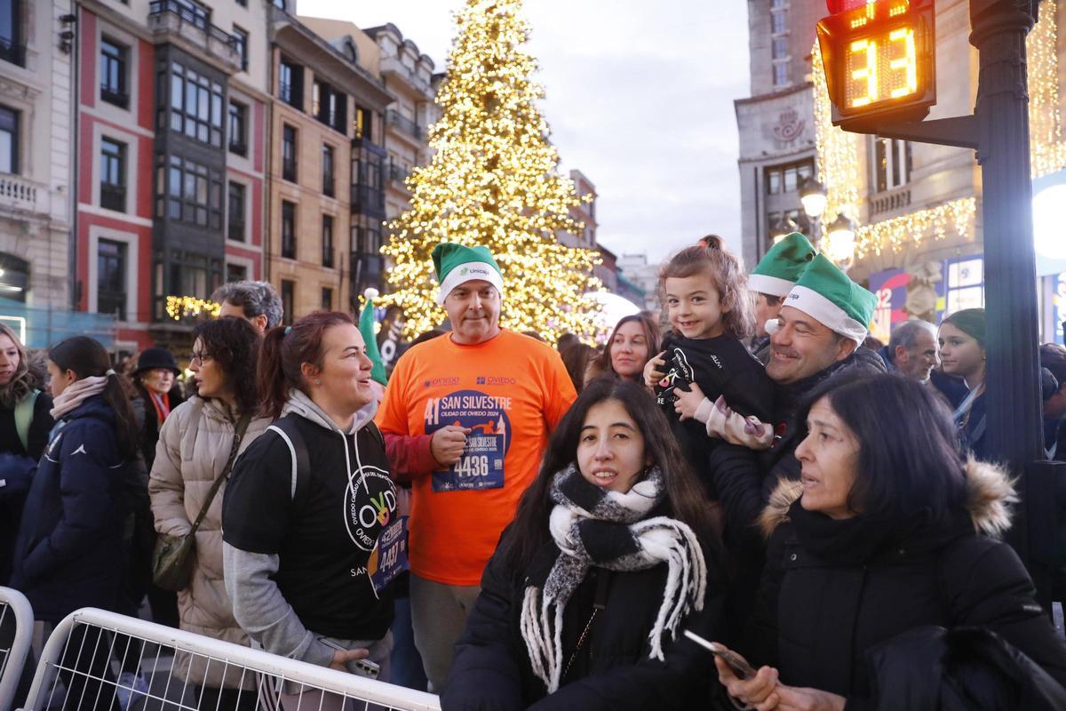 EN IMÁGENES: Así fue la San Silvestre 2025 de Oviedo