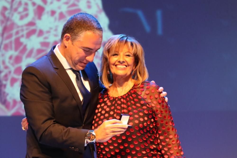 Entrega de recoocmientos de la Diputación Provincial de Málaga a Dani Rovira y María Teresa Campos.