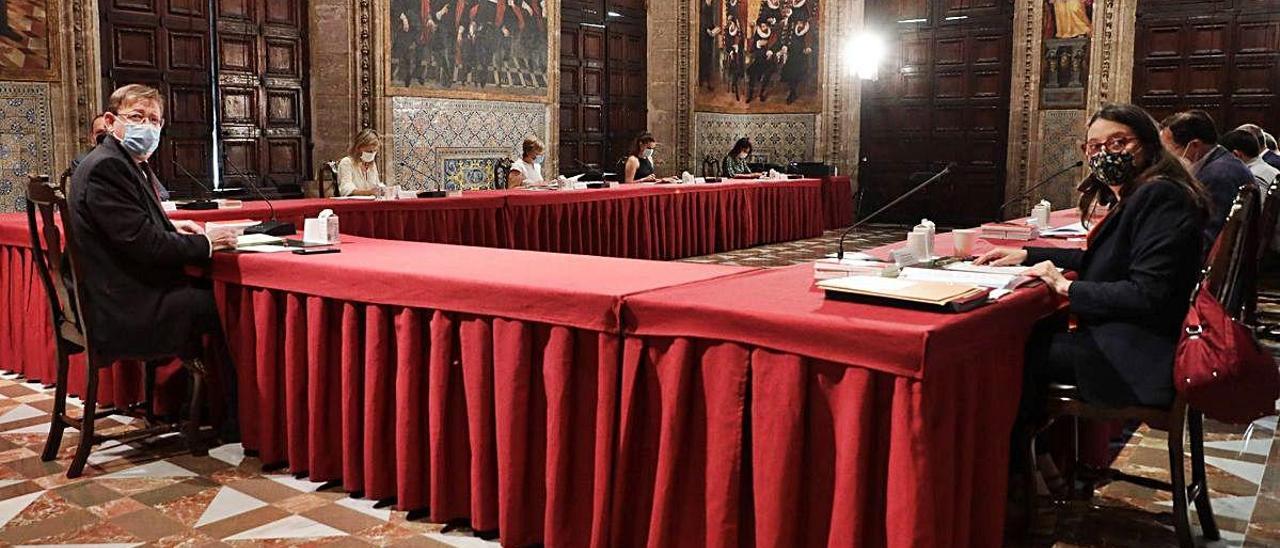 El Consell regula la solicitud única del ingreso vital y la renta valenciana para atender a más personas