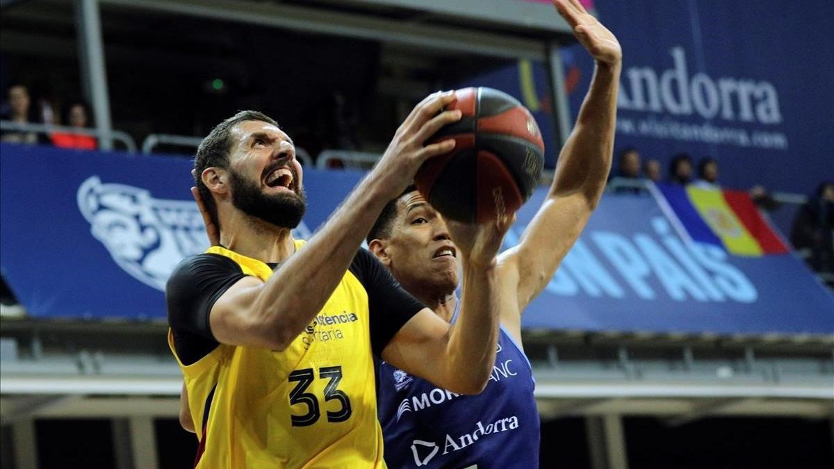 El azulgrana Mirotic, en acción, en el partido de Liga del pasado domingo en Andorra