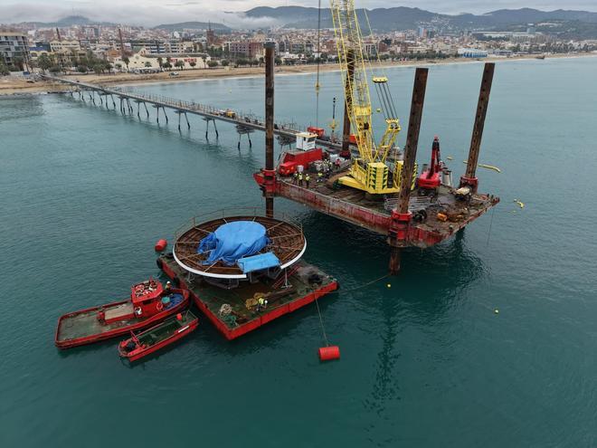 El Pont del Petroli encara la recta final de las obras con la instalación de su nueva plataforma