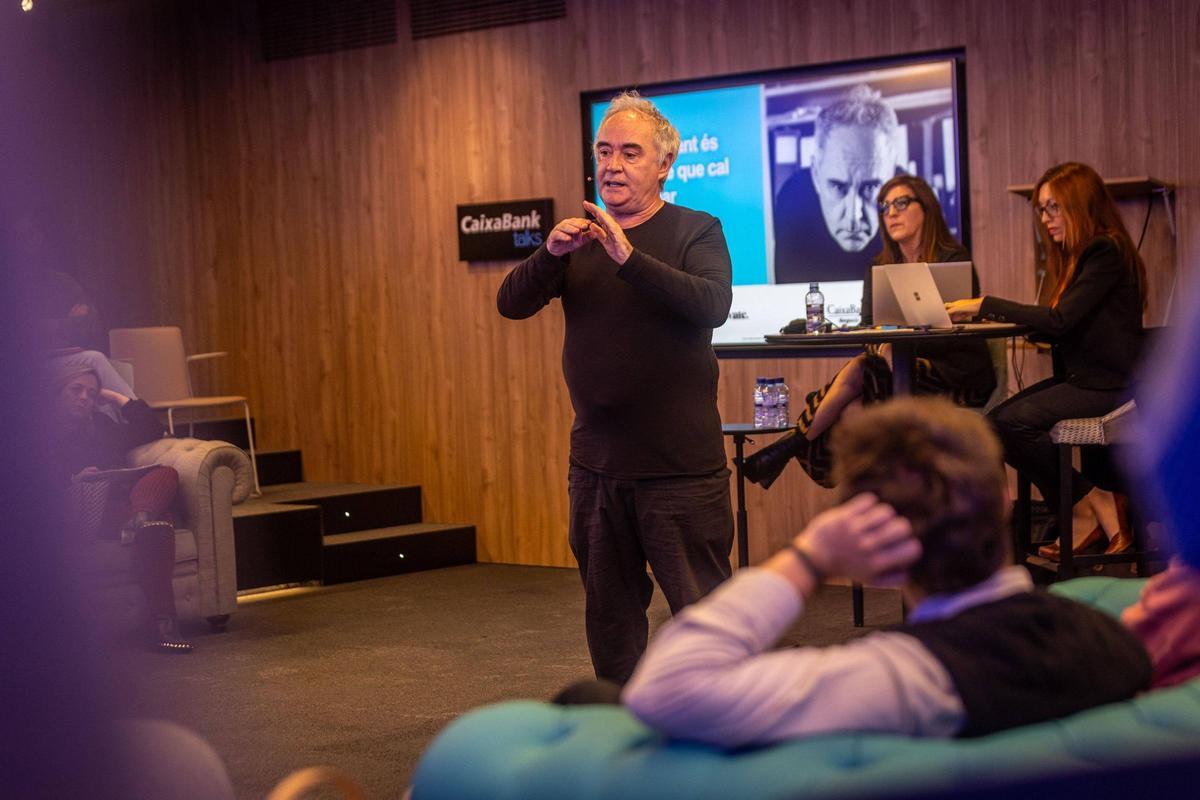 Ferran Adrià en la Masterclass organizada entre Caixabank y elBullifoundation