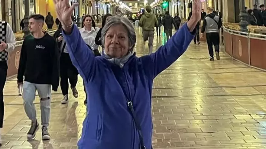 Una vecina de Málaga lanza un crowdfunding para cubrir el tratamiento clínico de su abuela