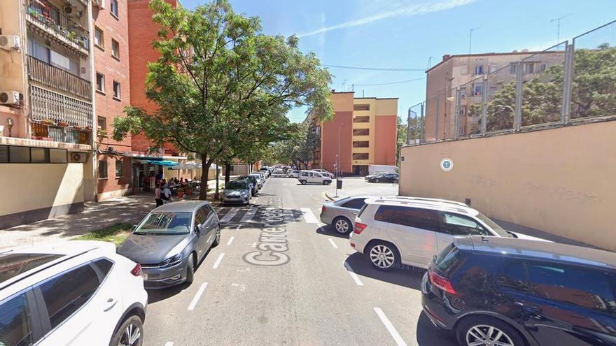 Muere un hombre apuñalado en un bar junto al Hospital General de València