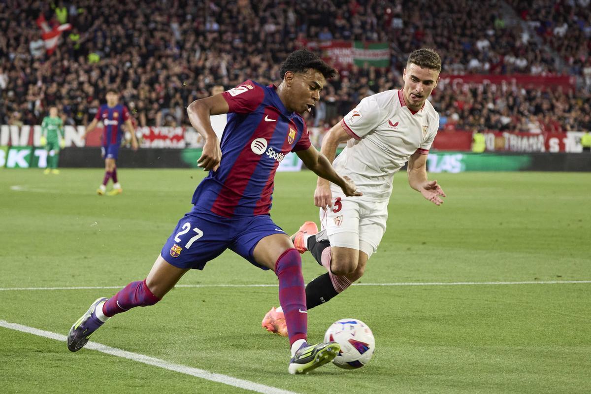 Lamine Yamal en el último Sevilla - Barça.