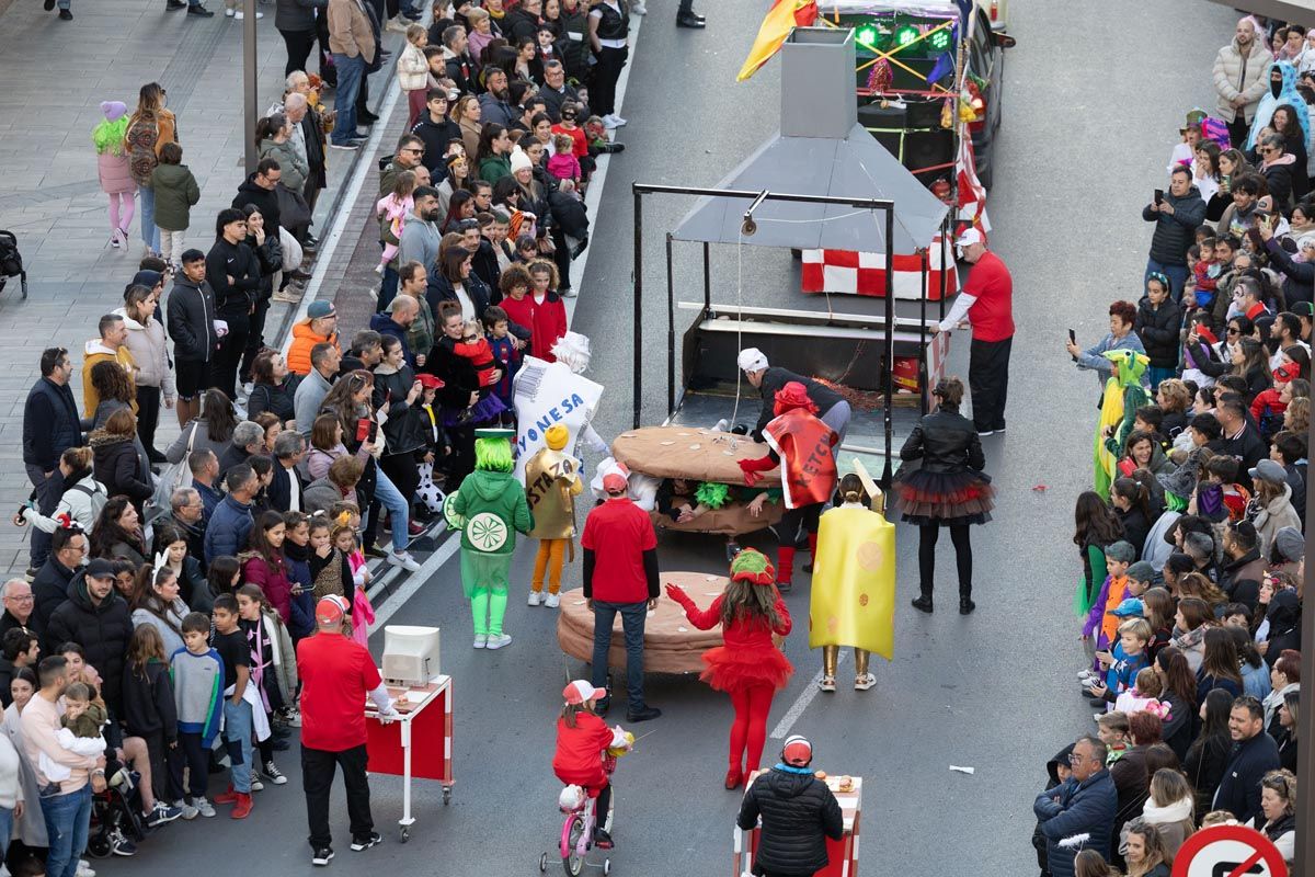 Mira aquí todas las imágenes de la rúa de Carnaval de Ibiza