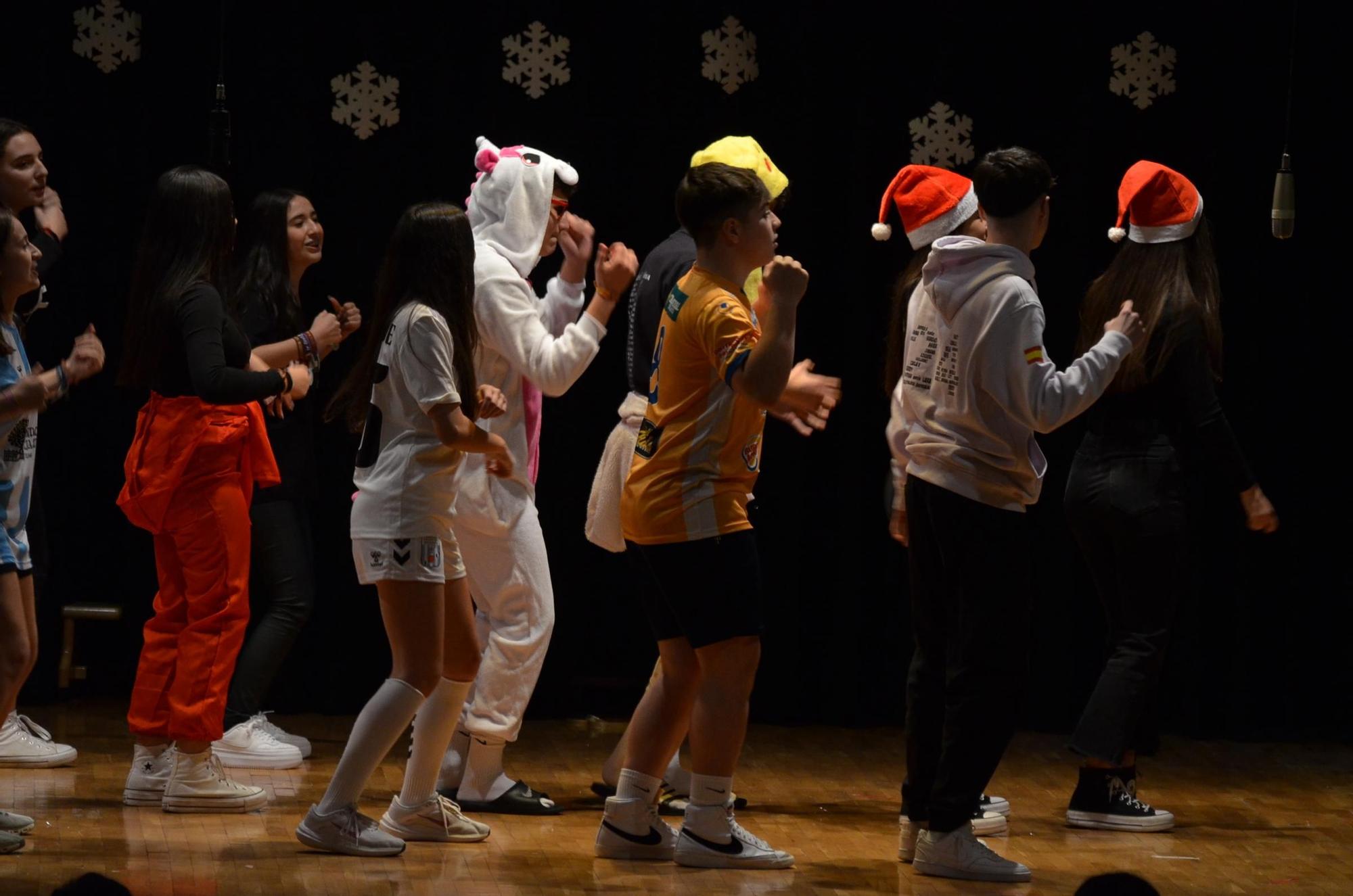 Navidad en Benavente: Creatividad, trabajo en equipo y mucha diversión en el San Vicente de Paúl