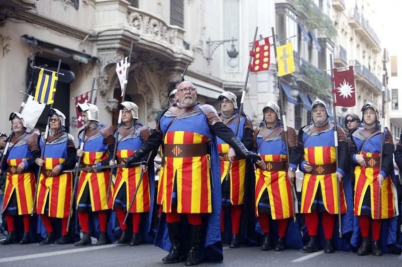 Actos del 9 d'Octubre: Desfile de Moros y Cristianos