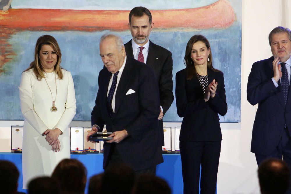 Los Reyes de España presiden la entrega de las distinciones que otorga el Ministerio de Cultura, correspondientes a 2016. José Coronado, Ricardo Darín, El Julio, Pedro Subijana o el Orfeón Donostiarra, entre los premiados.