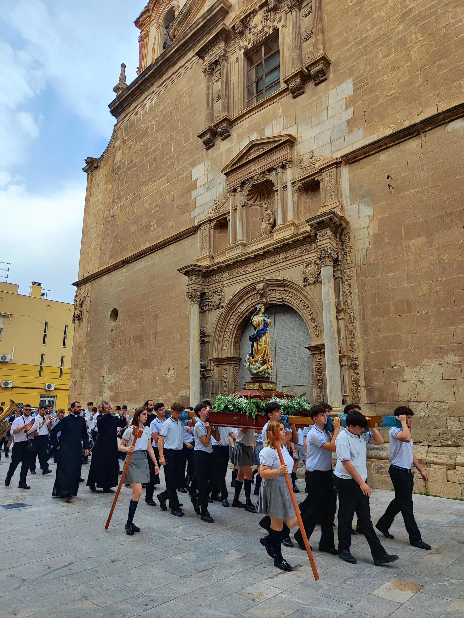 Romería desde el Colegio Santo Domingo de Orihuela al Santuario de Nuestra Señora de Monserrate