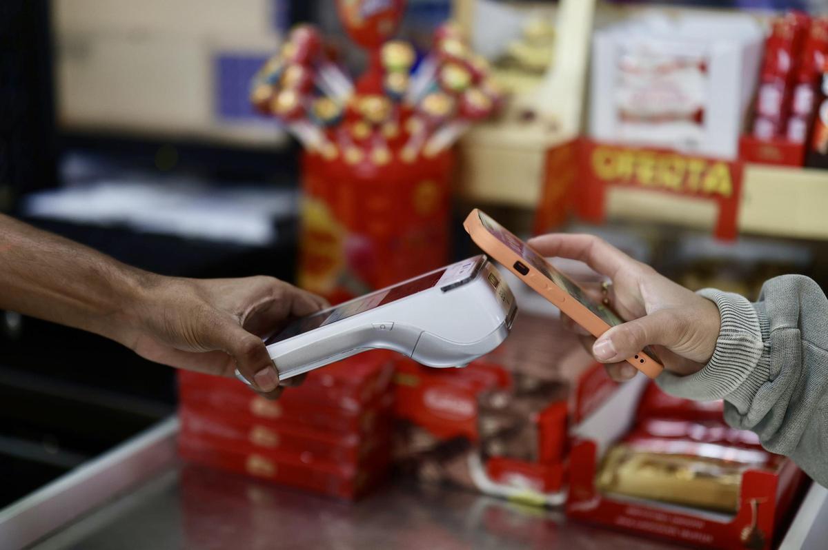 Este lunes la caída de la nube de Amazon paraliza pagos en España causando fallos en datáfonos, cajeros y Bizum