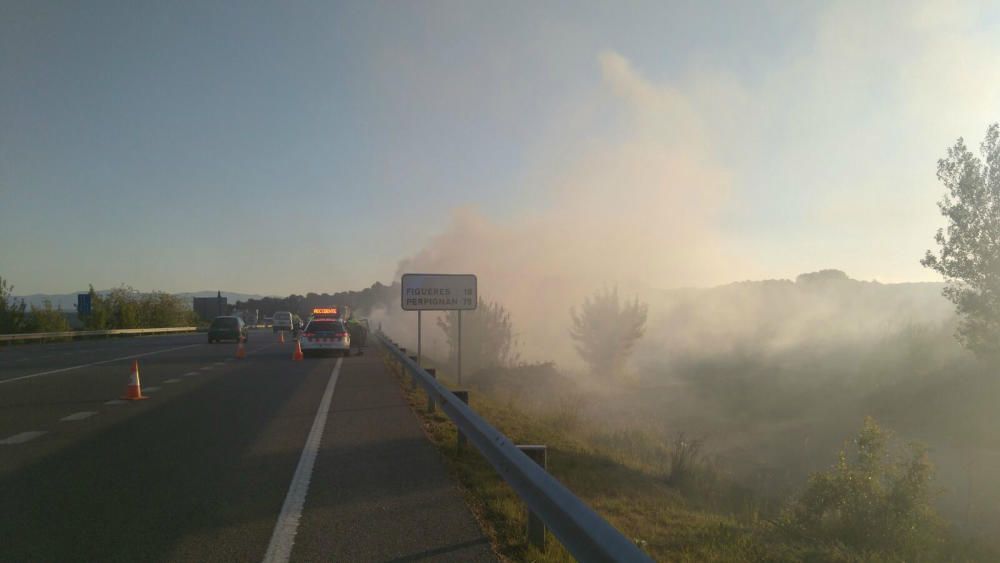 Incendi d'un camió a Orriols