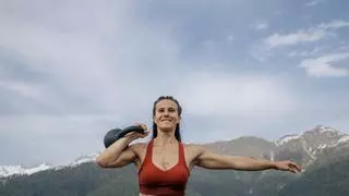 Descubre el secreto del fitness con Kettlebells: fuerza, flexibilidad y cardio en un solo entrenamiento