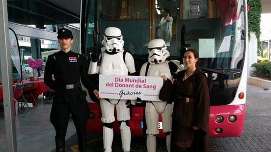 Las tropas imperiales de Star Wars han visitado el Área de Pediatría de @SonEspases y @donasangbalears