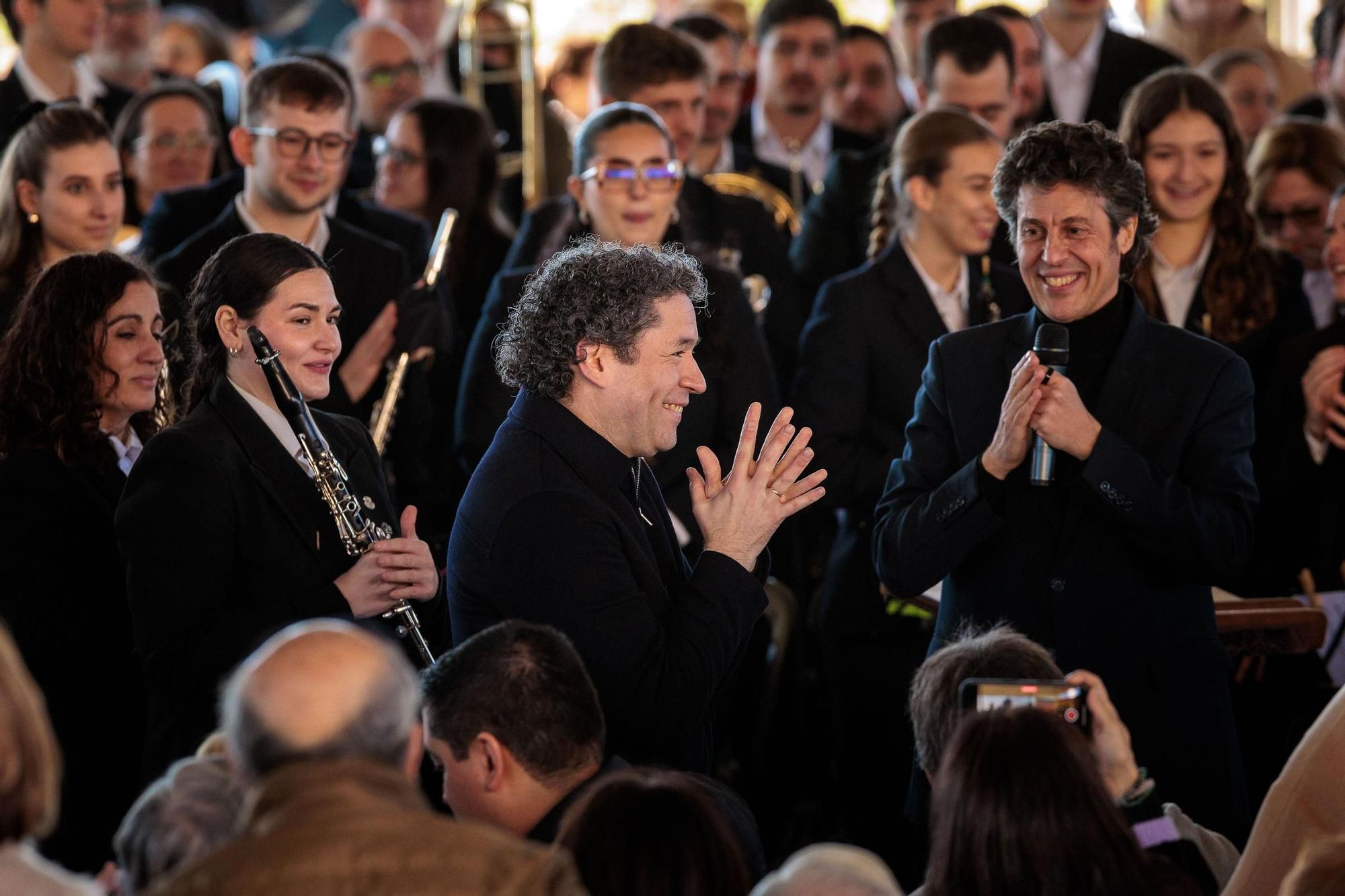 Dudamel vuelve a dirigir bandas de música en Castellar-l'Oliveral