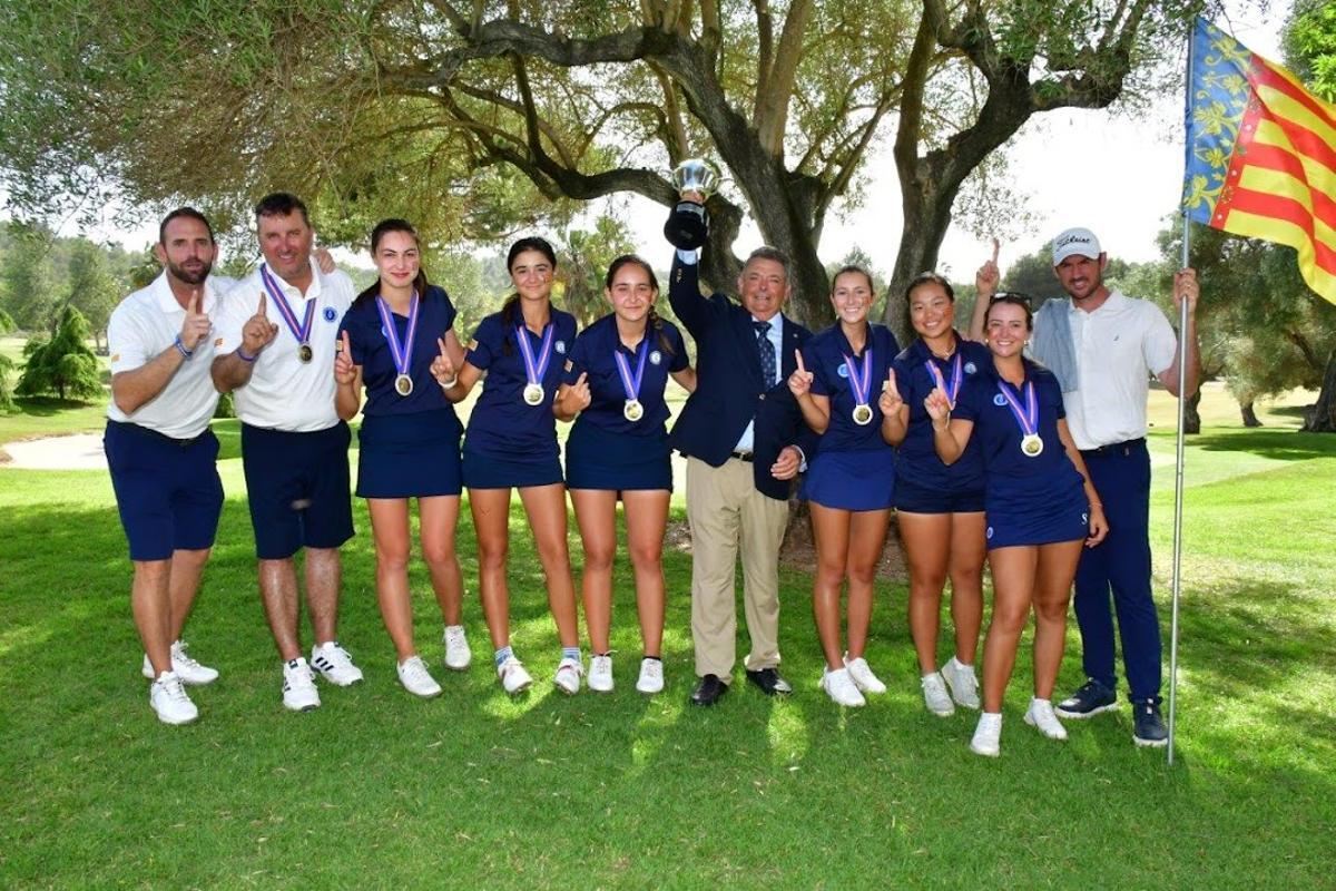 La Selección Valenciana Femenina logró el triunfo con un equipo formado por Carla Tejedo, Rocío Tejedo, Xinyi Gu, África Oliva, Julia Ballester y Ángela Gómez, con Francisco Jiménez y Fran Pintor como capitán y técnico.