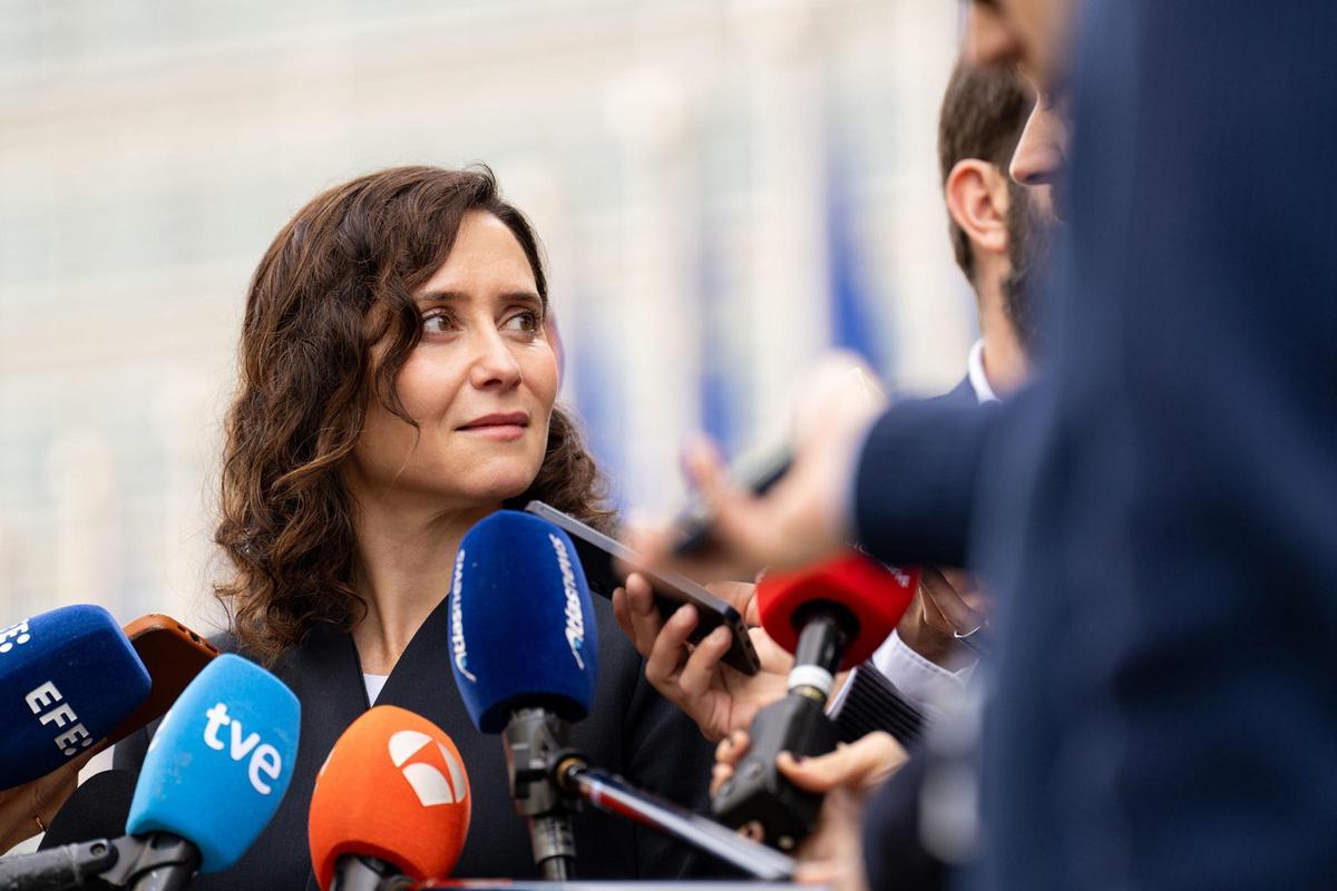 ARMENGOL MASCARILLAS | Ayuso, sobre los mensajes de Koldo y Armengol: "A mí  me llama cariño un asesor y le arranco la cabeza"