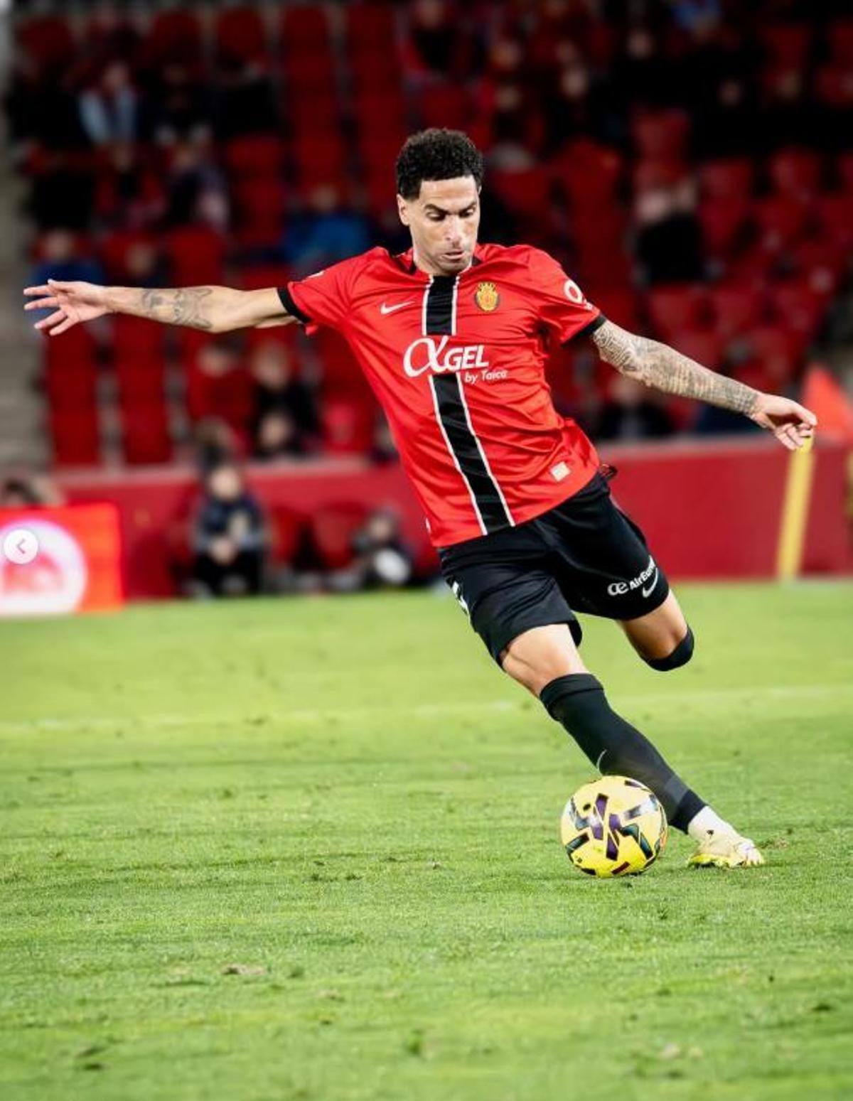 Omar Mascarell, durante el partido ante el Elche.