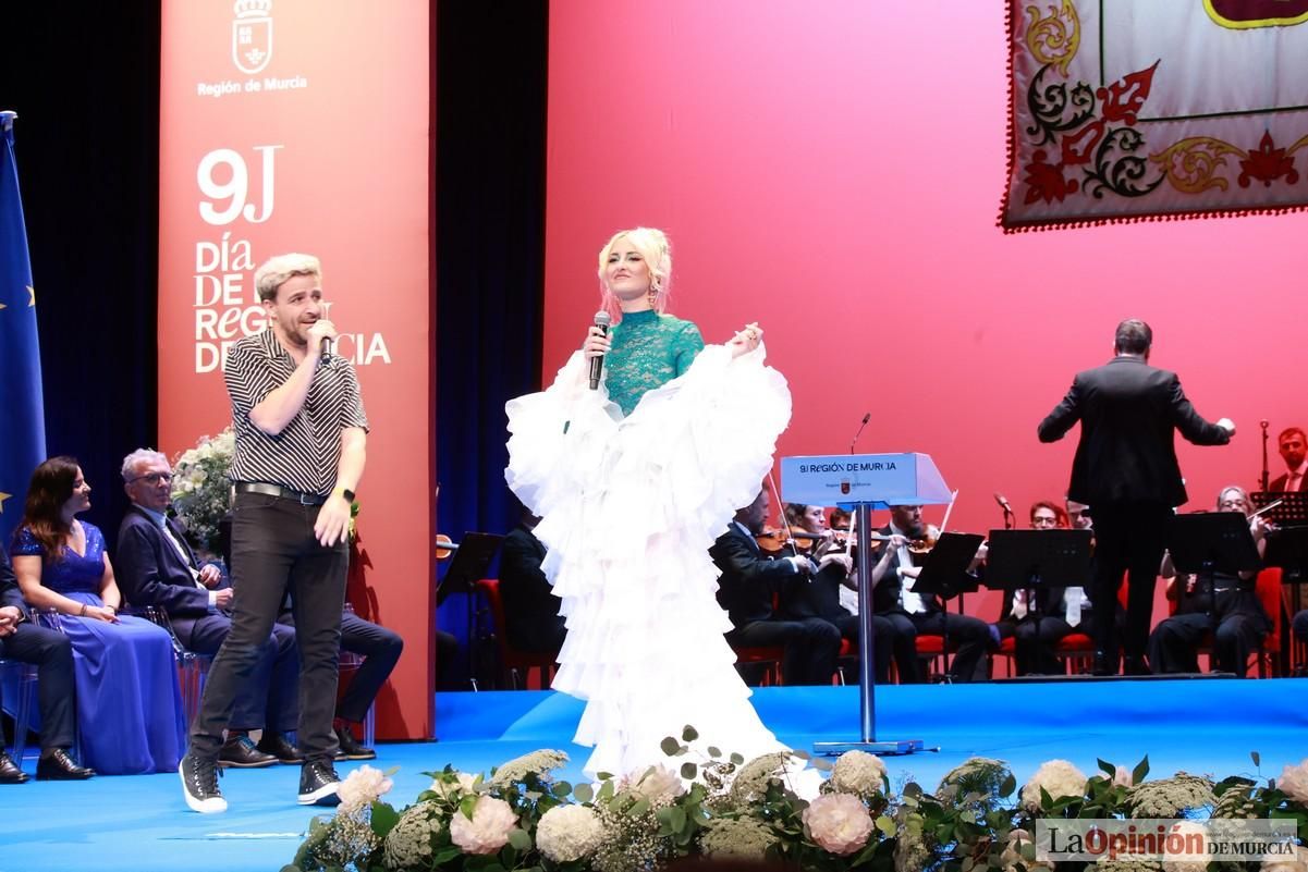 Así ha sido el acto institucional del Día de la Región de Murcia en el Teatro Romea