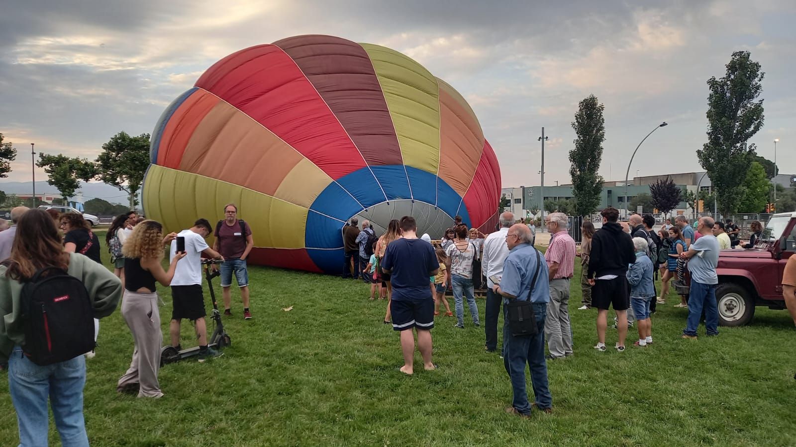 Primer enlairament de globus de l&#039;European Balloon Festival 2023