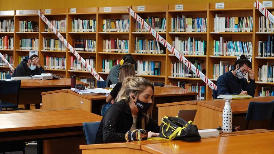 La UMA reabre las bibliotecas y las instalaciones deportivas y retoma la actividad cultural