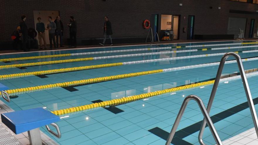 La nueva piscina de Meicende, en Arteixo, supera los 600 socios en menos de un mes