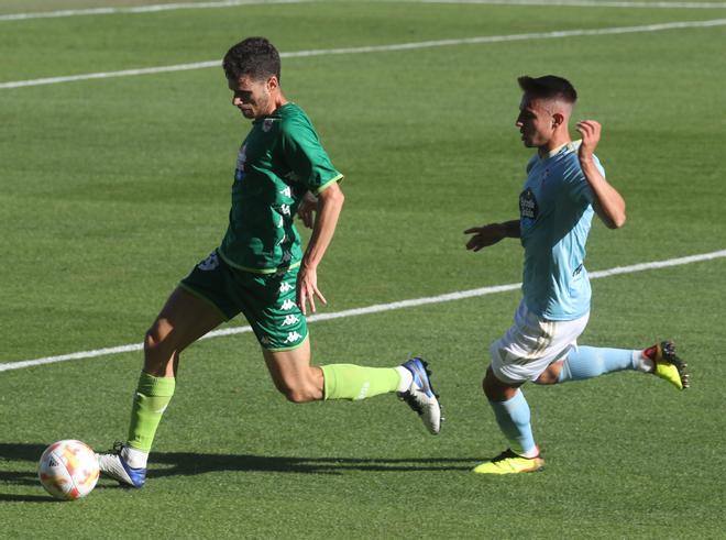 Todas las imágenes del encuentro entre en Celta B y el Deportivo (1-1) en Balaídos