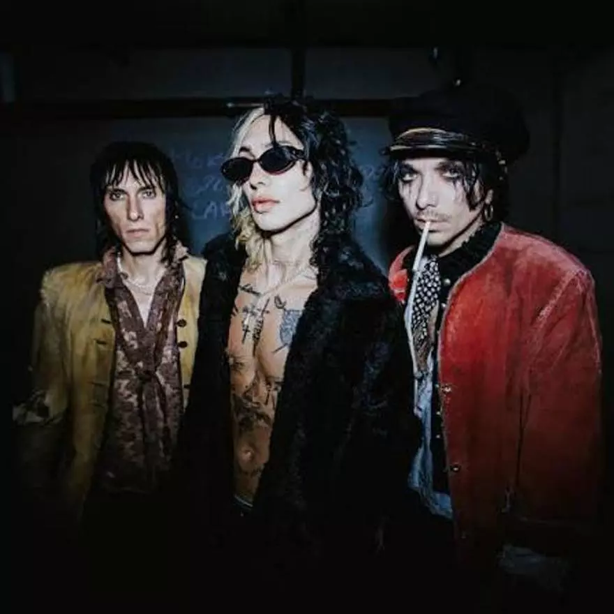 Palaye Royale