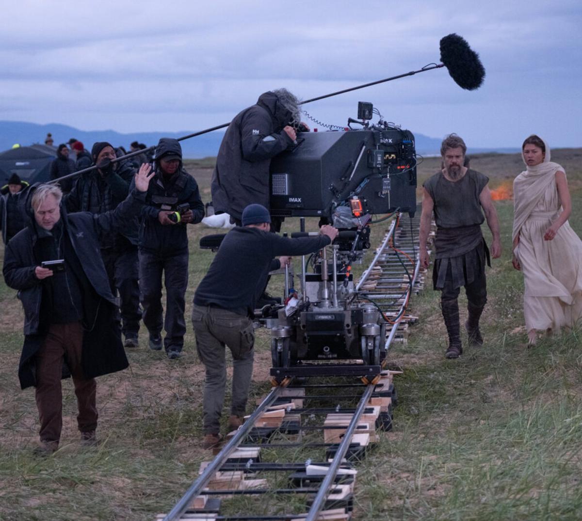 Christopher Nolan amb Matt Damon i Zendaya durant el rodatge de ‘La odisea’.  | UNIVERSAL PICTURES