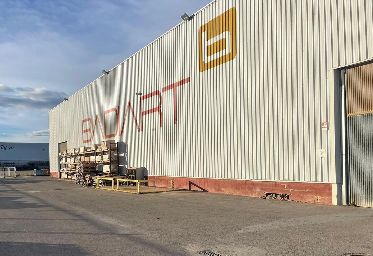 Exterior de las instalaciones de Badiart, en Onda