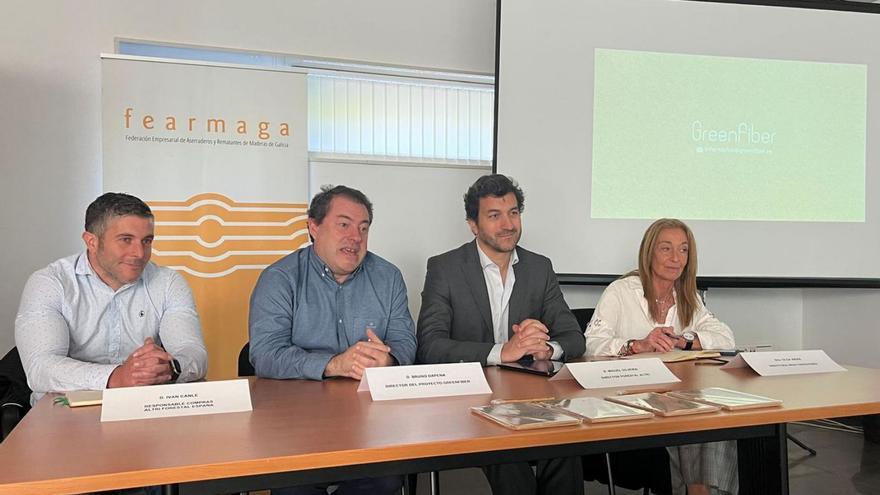 Directivos y técnicos de Greenfiber presentaron el proyecto a la federación de aserraderos.